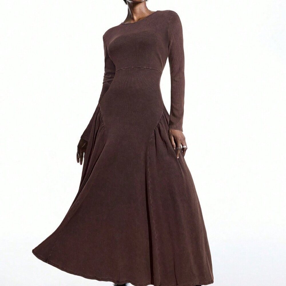 Brown Elegant Women's Round Neck Long Sleeve Pleated Casual Dress